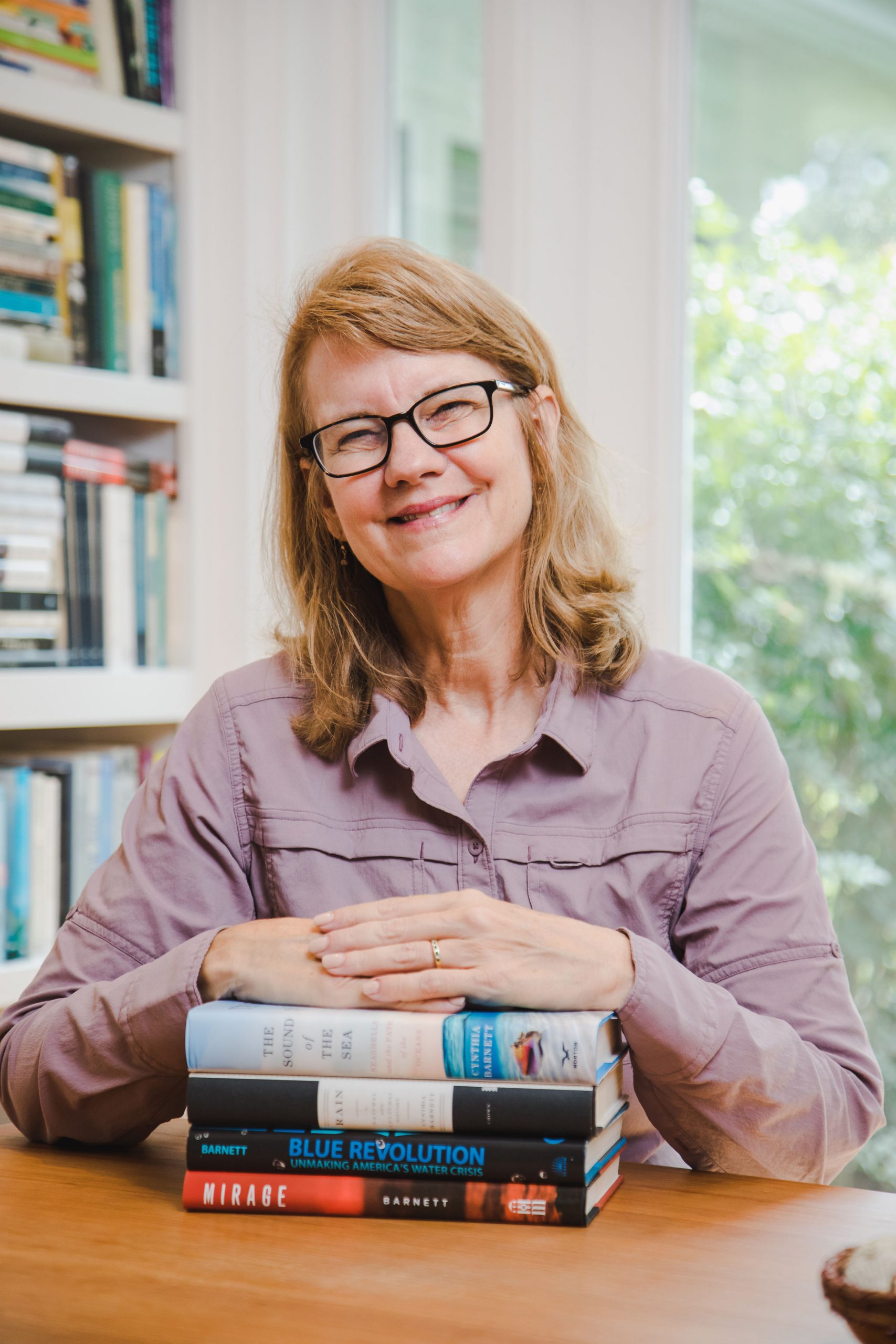 Cynthia Barnett receives Pulitzer Center on Crisis Reporting grant to study the relationship between pesticides and Parkinson's disease