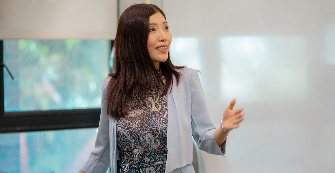 Linjuan Rita Men Recognized for Scholarly Research Achievements by Academic Analytics