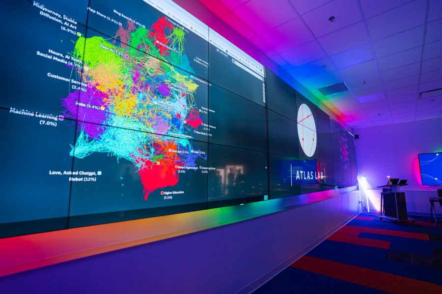 Atlas Lab Technology UF College of Journalism and Communications