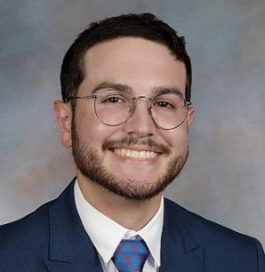 Manuel Uribe Headshot