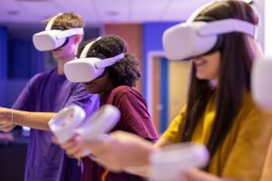 New study sheds light on how social dynamics evolve in virtual reality